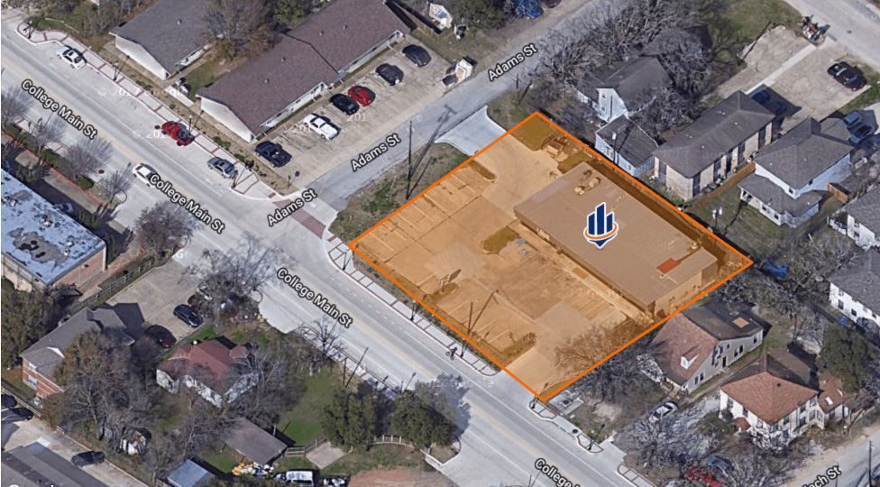 Retail Center | 4405 College Main Street | Bryan, TX: 4405 College Main Street, Bryan, TX 77801